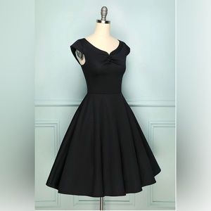 Zapaka retro black dress